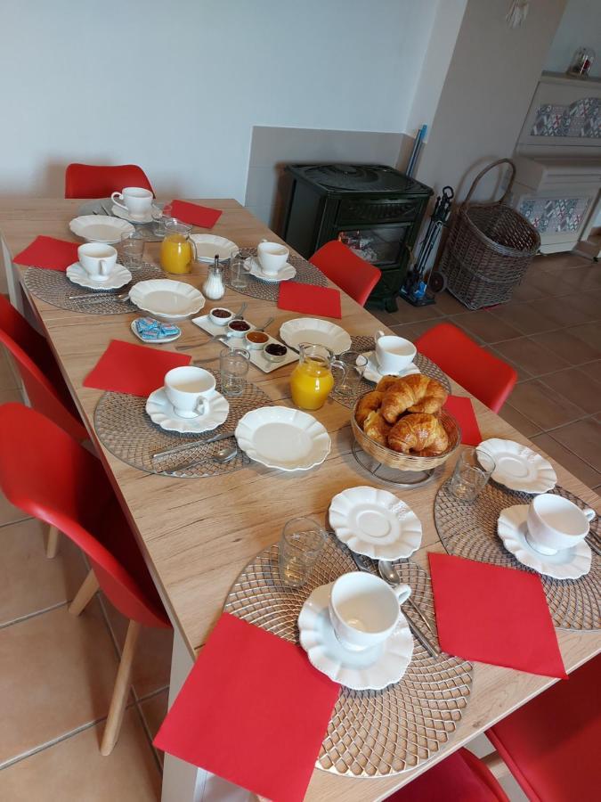 Le Moulin De L'Etang Hotel Chaneins Kültér fotó